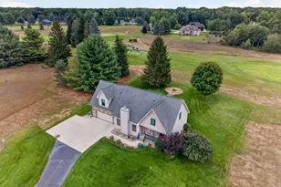 7700 Red Fox Rd, Canadian Lakes, MI 49346 - Photo 5