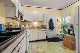 211 Charles Ave SE, Grand Rapids, MI 49503 - Photo 11