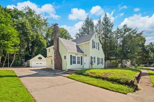 623 Vann St, Niles, MI 49120 - Photo 1