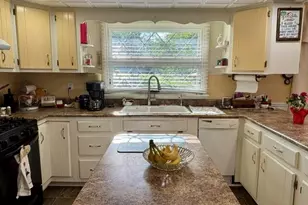 56930 Franklin Dr, Three Rivers, MI 49093 - Photo 17