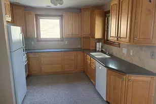 8307 Donna St, Westland, MI 48185 - Photo 3
