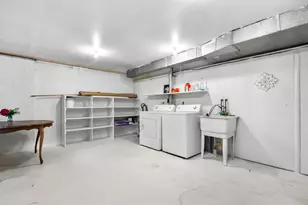 150 Carberry Hill Ct, Kalamazoo, MI 49006 - Photo 23