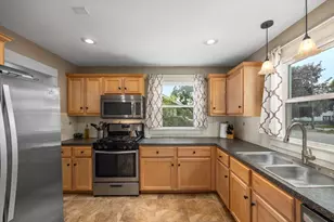 702 Graceland St NE, Grand Rapids, MI 49505 - Photo 11