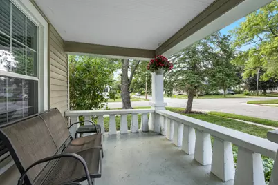 702 Graceland Street NE, Grand Rapids, MI 49505 - Photo 5