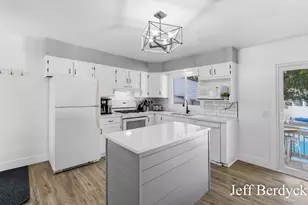 934 Harding St NW, Grand Rapids, MI 49544 - Photo 17