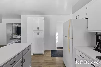 934 Harding Street NW, Grand Rapids, MI 49544 - Photo 13