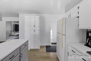 934 Harding St NW, Grand Rapids, MI 49544 - Photo 13