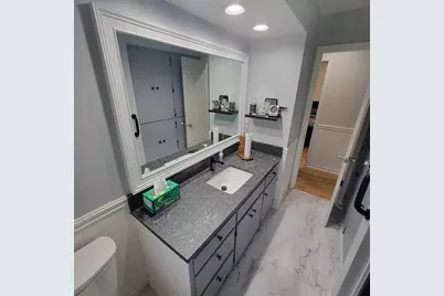 5001 Creekview Drive SE, Kentwood, MI 49508 - Photo 15
