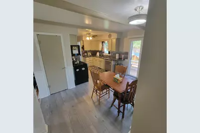 5001 Creekview Drive SE, Kentwood, MI 49508 - Photo 7