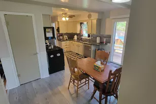 5001 Creekview Dr SE, Kentwood, MI 49508 - Photo 7
