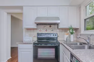 3044 Turnberry Ln, Ann Arbor, MI 48108 - Photo 19