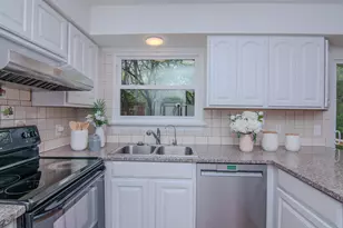 3044 Turnberry Ln, Ann Arbor, MI 48108 - Photo 15