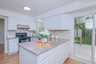 3044 Turnberry Ln, Ann Arbor, MI 48108 - Photo 17