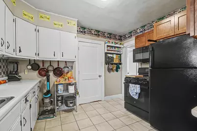 4858 Walton Avenue SW, Wyoming, MI 49548 - Photo 5