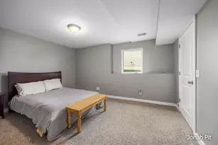 5235 Quest Dr SW, Wyoming, MI 49418 - Photo 23
