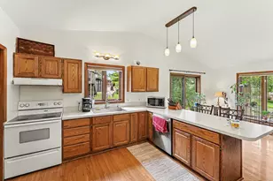 3007 Moraine Dr, Brighton, MI 48114 - Photo 9