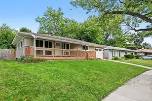 2130 N Circle Dr, Ann Arbor, MI 48103 - Photo 3
