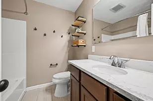 2130 N Circle Dr, Ann Arbor, MI 48103 - Photo 19