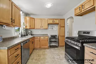 328 Jean St SW, Wyoming, MI 49548 - Photo 7