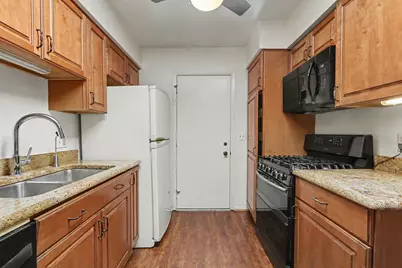 2021 Pauline Court, Ann Arbor, MI 48103 - Photo 9