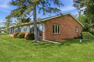 11243 Wynns Rd, Pinckney, MI 48169 - Photo 23