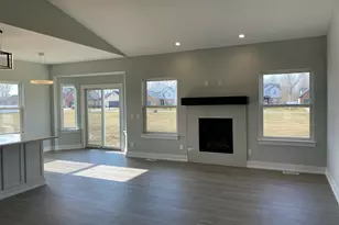 558 Falcon Dr, Dundee, MI 48131 - Photo 7