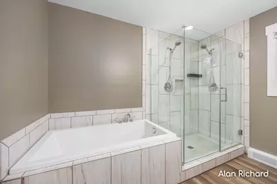 8446 Vinton Avenue NW, Sparta, MI 49345 - Photo 17