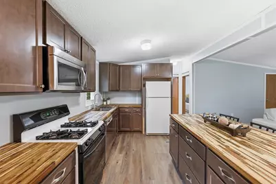 9949 10 Mile Road NE, Rockford, MI 49341 - Photo 9
