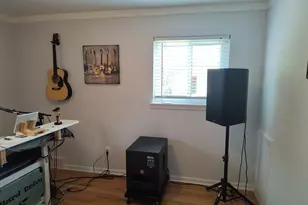 24252 Johnston Ave, Eastpointe, MI 48021 - Photo 35