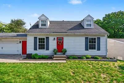 10871 Deerwood Drive SE, Lowell, MI 49331 - Photo 3