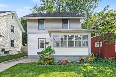 16 Dean Street NE, Grand Rapids, MI 49505 - Photo 1