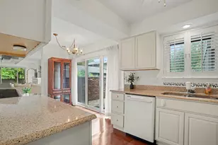 3834 Greenleaf Cir, Kalamazoo, MI 49008 - Photo 7
