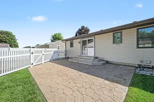 3461 Auburn Ave NE, Grand Rapids, MI 49525 - Photo 19