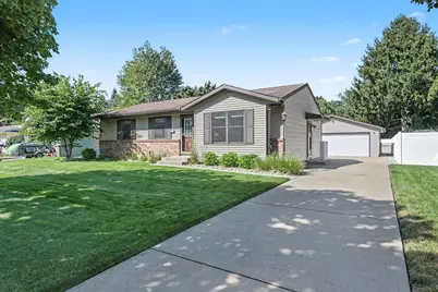3461 Auburn Avenue NE, Grand Rapids, MI 49525 - Photo 1