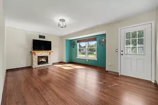 3461 Auburn Ave NE, Grand Rapids, MI 49525 - Photo 3
