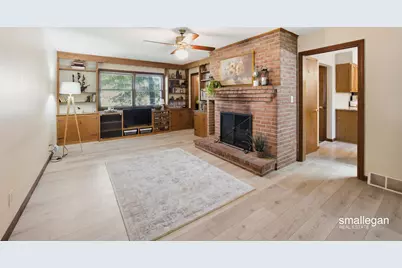 4752 Bonnie Avenue SE, Kentwood, MI 49508 - Photo 15