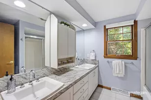4752 Bonnie Ave SE, Kentwood, MI 49508 - Photo 29