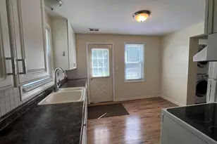 686 Troywood Dr, Troy, MI 48083 - Photo 21