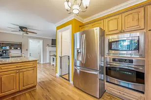 44026 Harmony Ln, Belleville, MI 48111 - Photo 5
