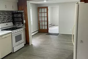 11790 Haller St, Livonia, MI 48150 - Photo 3