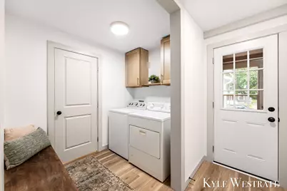 629 Harlan Avenue NE, Grand Rapids, MI 49503 - Photo 17