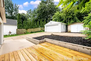 629 Harlan Ave NE, Grand Rapids, MI 49503 - Photo 21