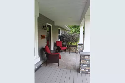 134 Pinecrest Drive, Jonesville, MI 49250 - Photo 3