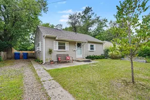 1423 W North St, Kalamazoo, MI 49006 - Photo 3