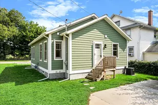 1959 Plainfield Ave NE, Grand Rapids, MI 49505 - Photo 29