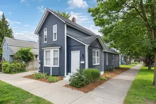 26 Dennis Ave SE, Grand Rapids, MI 49506 - Photo 1