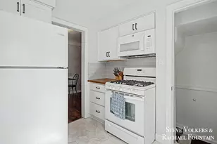 2143 Houseman Ave NE, Grand Rapids, MI 49505 - Photo 7