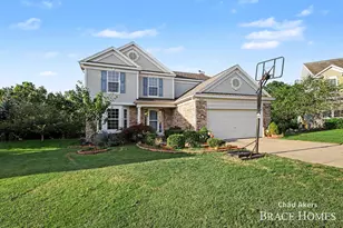2022 Friesian Ct NE, Grand Rapids, MI 49505 - Photo 3