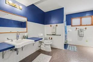 3135 Lakeshore Dr, Muskegon, MI 49441 - Photo 27
