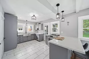 1968 Elm St, Holt, MI 48842 - Photo 9